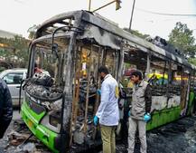 জামিয়া মিলিয়ায় অশান্তির ঘটনায় গ্রেফতার ১০, 'ধৃত কেউই বিশ্ববিদ্যালয়ের ছাত্র-ছাত্রী নন', দাবি পুলিশের