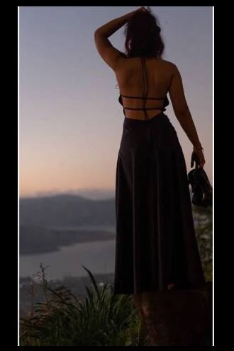 সোশ্যাল মিডিয়ায় বেশ অ্যাকটিভ আমির কন্যা