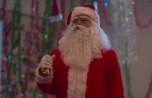 দেখুন ভিডিও, সান্তা সেজে কলকাতায় দরিদ্র শিশুদের পছন্দের উপহার দিলেন বিরাট কোহলি