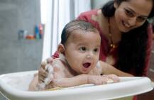 প্রথমদিন থেকেই আপনার সন্তানকে দিন ১০০ শতাংশ কোমল যত্ন