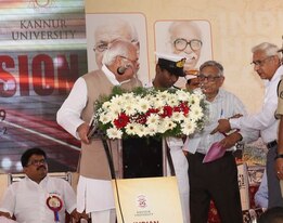 কান্নুর বিশ্ববিদ্যালয়ে পড়ুয়াদের বিক্ষোভ, বক্তব্যে বাধা দিয়েছেন ইরফান হাবিব, দাবি কেরলের রাজ্যপালের