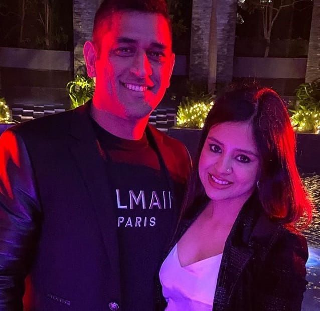 নতুন বছরের শুভেচ্ছা জানিয়ে সকলকে নতুন বছরের শুভেচ্ছা জানিয়েছেন ধোনি-সাক্ষী। ছবি- সাক্ষীর ইনস্টাগ্রাম অ্যাকাউন্ট