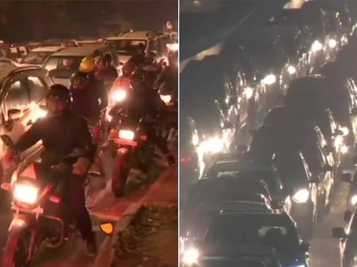 Protesters against CAA reach India Gate, entry and exit gates of 5 metro stations closed ইন্ডিয়া গেটে নাগরিকত্ব সংশোধনী আইনের বিরুদ্ধে প্রতিবাদ, বন্ধ পাঁচটি মেট্রো স্টেশন, প্রবল যানজট