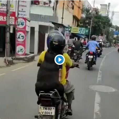 In Chennai, Dog Wearing Helmet During Bike Ride Wins Hearts হেলমেট পরে বাইকে সওয়ার কুকুর! ভাইরাল ভিডিও