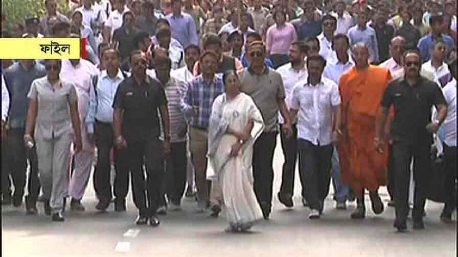 Live Updates: উদ্বাস্তুদের নিয়ে ভুল বোঝাচ্ছে বিজেপি, মধ্যমগ্রামের জনসভায় দাবি মমতার Mamata rally against CAA Live Updates: উদ্বাস্তুদের নিয়ে ভুল বোঝাচ্ছে বিজেপি, মধ্যমগ্রামের জনসভায় দাবি মমতার