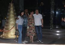 দেখুন, মুম্বইয়ে নাতাশা ও তাঁর পরিবারের লোকজনের সঙ্গে নৈশভোজে গেলেন হার্দিক পাণ্ড্য