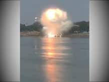 নৈহাটিতে বাজেয়াপ্ত বাজি নিষ্ক্রিয়র সময় ভয়াবহ বিস্ফোরণ, কেঁপে উঠল চুঁচুড়াও, দেখুন বিভিন্ন মুহূর্তের ছবি