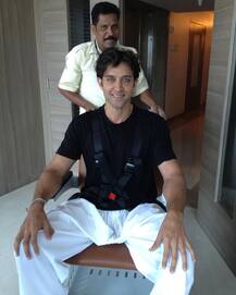 ৪৬-এ পড়েছেন হৃতিক, মা পিঙ্কি শেয়ার করলেন তাঁর ব্রেন সার্জারির ছবি