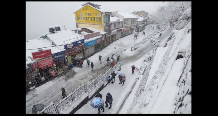 ঠাণ্ডার দাপটে বেশ কাবুও হয়ে পড়েছেন অনেকে। 