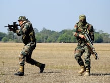 উত্তর-পূর্বের মাঝ-আকাশে বৃহত্তম মহড়া করল সেনা-কমান্ডোরা