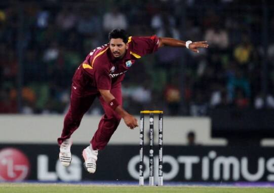 ওয়েস্ট ইন্ডিজের পেসার রবি রামপাল অবশ্য একদিনের আন্তর্জাতিকে বিরাটের বিরুদ্ধে সফলতম বোলার। তিনি বিরাটকে ৬ বার আউট করেছেন।