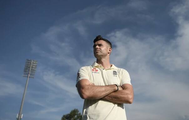 তবে আন্তর্জাতিক ক্রিকেটে বিরাটকে সবচেয়ে বেশিবার আউট করেছেন ইংল্যান্ডের পেসার জেমস অ্যান্ডারসন।