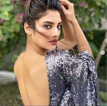 দেখুন নুসরত জাহানের ছবি