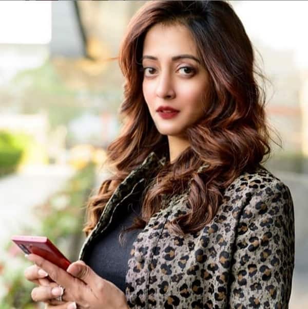 সোশ্যাল মিডিয়ায় যথেষ্ট সক্রিয় সুচিত্রা সেনের নাতনি রাইমা সেন। 