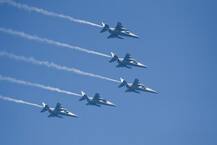 দেখুন, প্রজাতন্ত্র দিবসে নয়াদিল্লিতে বর্ণাঢ্য কুচকাওয়াজ