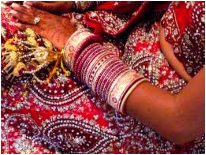 ১.৫৫ লাখ টাকার প্রতারণা করে বিয়ের ১ মাসের মধ্যেই পালাল নববধূ