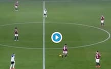 দেখুন: মাঝমাঠ থেকে ফ্রিকিকে দুরন্ত গোল আটলান্টার জোসিপ ইলিসিকের