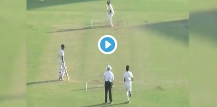 Ravi Yadavs Hat-trick in first over in debut match দেখুন: প্রথম শ্রেণীর ক্রিকেটে অভিষেক ম্যাচে প্রথম ওভারেই হ্যাটট্রিক মধ্যপ্রদেশের রবি যাদবের
