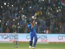 টপকে গেলেন ধোনিকে, টি-২০ ফর্ম্যাটে ভারতের অধিনায়ক হিসেবে সর্বোচ্চ রানের রেকর্ড বিরাটের