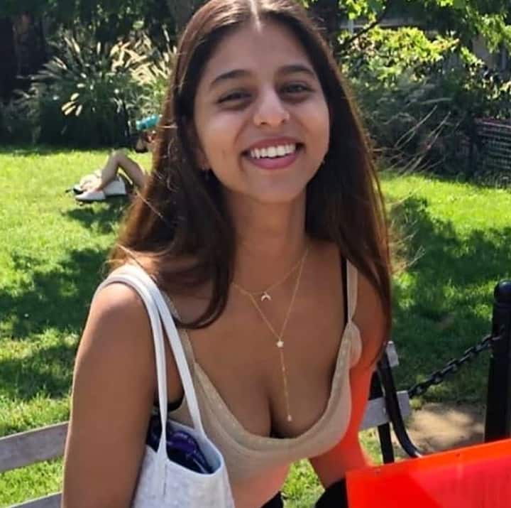 লন্ডনে কলেজে পড়ছেন তিনি।