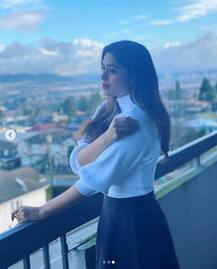 ভ্যাঙ্কুভার বেড়াতে গিয়েছেন ঋতাভরী, দেখুন তাঁর ছবি