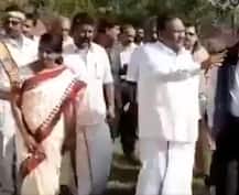 আদিবাসী ছেলেকে দিয়ে জুতো খুলিয়ে তীব্র সমালোচনার মুখে তামিলনাডুর বনমন্ত্রী