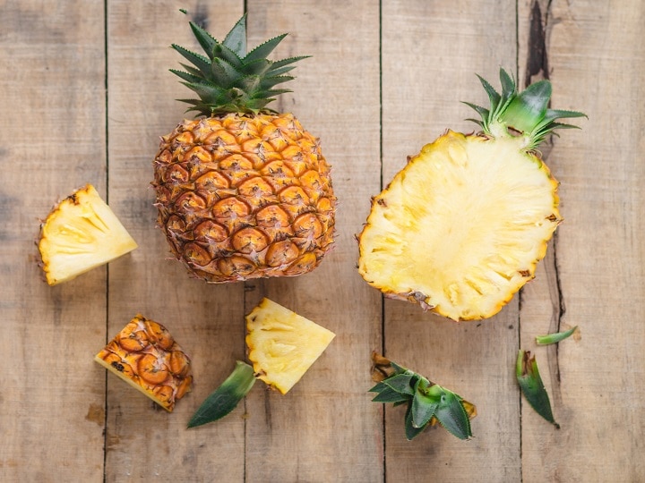 Health Tips: You will not know about these benefits of eating pineapple ওজন কমাতে সাহায্য করে আনারস! জেনে নিন অন্যান্য গুণাগুণও