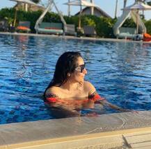 দেখুন সঞ্জয় দত্তের স্ত্রী মান্যতার ফটোশ্যুট