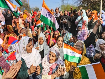 Supreme Court appoints  Mediators To Talk To Shaheen Bagh Protesters On Shifting,  says no blockade on road for indefinite period ‘রাস্তা আটকে অনির্দিষ্টকাল অবস্থান নয়’, অন্যত্র সরে যেতে শাহিনবাদের অবস্থানকারীদের সঙ্গে কথা বলার জন্য় ২ আইনজীবীকে ভার সুপ্রিম কোর্টের