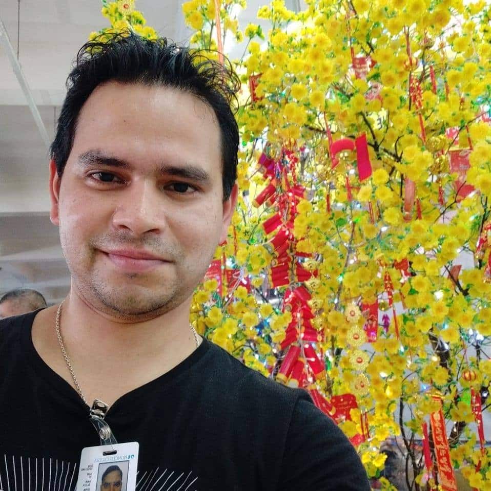 Indian stuck at Japan's Diamond Princess Ship thanks singer Arijit Singh করোনাআতঙ্কে ১৪ দিন জাহাজবন্দি, উদ্বেগ কাটাতে অরিজিৎ সিংহের গান গাইলেন বাঙালি কর্মী, ভিডিও ভাইরাল