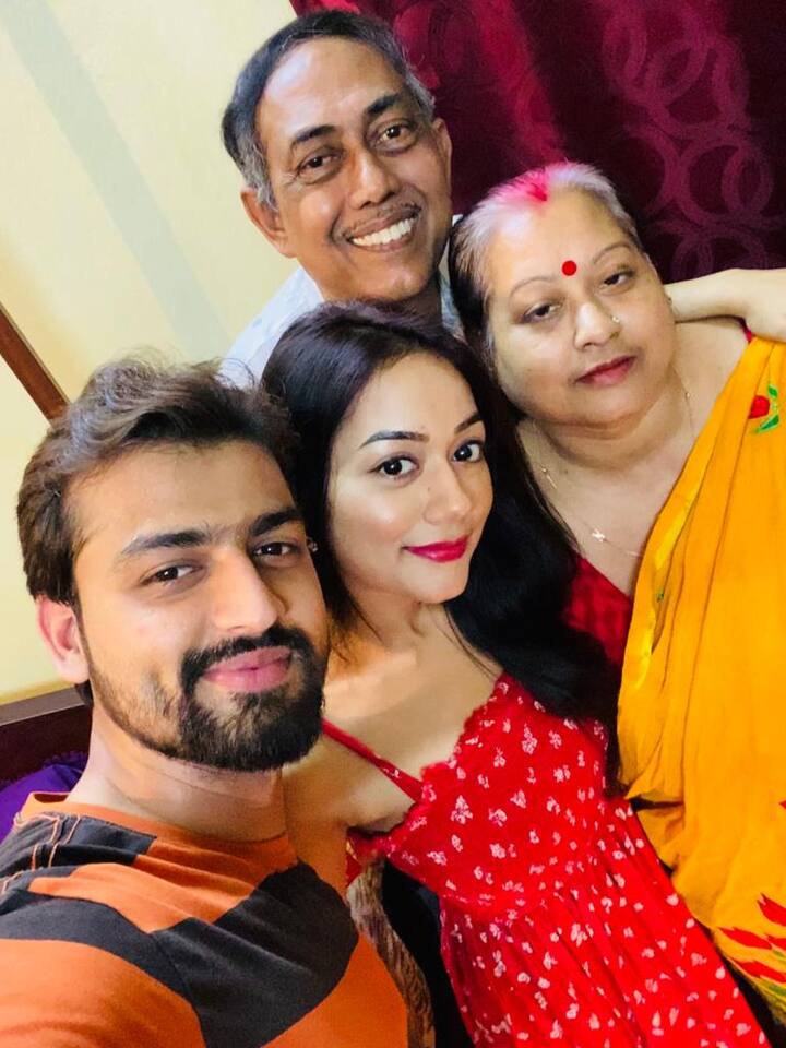 তবে দিনের শেষে বিশেষ প্ল্যান রয়েছে নায়িকার।