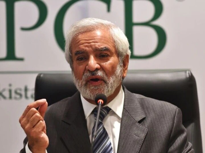 PCB Chief Ehsan Mani Hints At Shift In Stand On Hosting Asia Cup এশিয়া কাপ আয়োজনের দায়িত্ব ছেড়ে দিতে পারে পাকিস্তান, ইঙ্গিত এহসান মানির