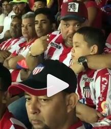 দেখুন : গ্যালারিতে বসে ফুটবল ম্যাচের বর্ণনা দৃষ্টিহীন ছেলেকে শোনাচ্ছেন বাবা, মর্মস্পর্শী ভিডিও ভাইরাল