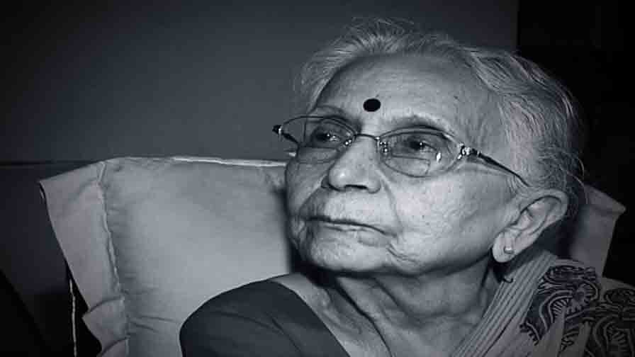 Krishna Basu profile ৩ বার সাংসদ, সিটি কলেজের অধ্যক্ষ, সঙ্গে সঙ্গীত বিশারদ ডিগ্রি, দেখে নিন কৃষ্ণা বসুর বর্ণময় জীবন