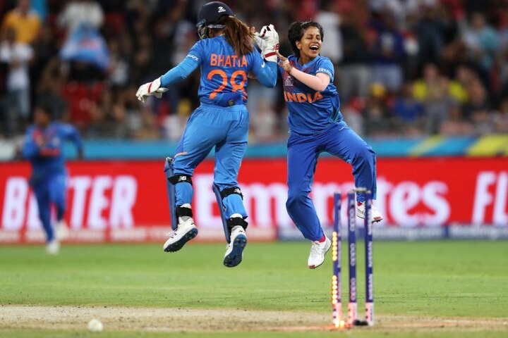 ICC Womens T20 World Cup: Poonam Yadav Praises Physio, Team-mates For Support During Injury চোট সারিয়ে মাঠে ফিরতে ফিজিও, সতীর্থদের সাহায্য পেয়েছি, ওদের ধন্যবাদ, মন্তব্য পুনম যাদবের