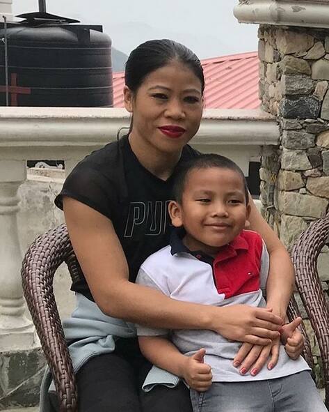 তিন ছেলের গর্বিত মা মেরি কম। ছবি সৌজন্যে ইনস্টাগ্রাম