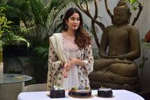 ঠাকুমার বাংলোয় জাহ্নবী পালন করলেন তাঁর ২৩তম জন্মদিন