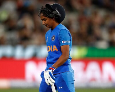 No plan B, Healys innings did hurt, Yusuf, Sambaran point out after Indias loss to Australia in T20 WC Final হিলির ব্য়াটিং ঝড় গোটা দলের মনোবল নষ্ট করে দিয়েছিল, উপলব্ধি ইউসুফের, ক্যাচ ফেললে জেতা যায় না, বলছেন সম্বরণ