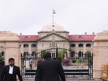 এলাহাবাদ হাইকোর্টে ধাক্কা উত্তরপ্রদেশ সরকারের, লখনউয়ে সিএএ বিরোধী আন্দোলনকারীদের হোর্ডিং হঠাতে নির্দেশ