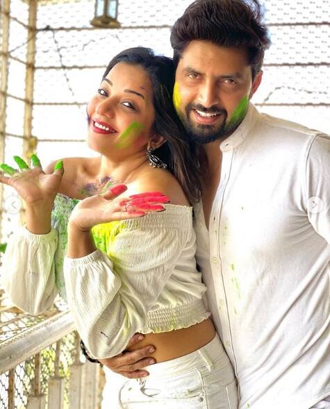 চুটিয়ে রং খেললেন এই বাংলার দর্শকের হার্টথ্রব ঝুমা বৌদি!