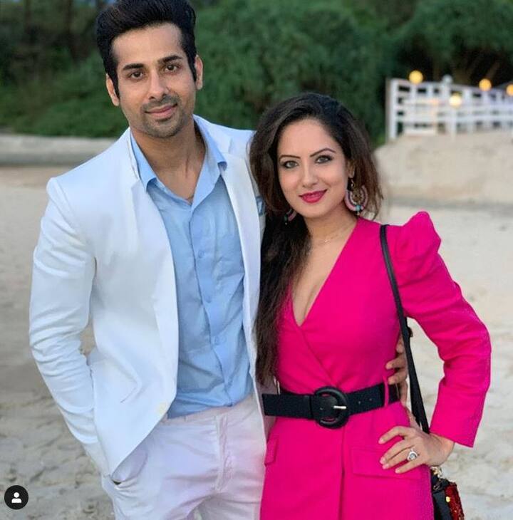 এবার সাতপাকের পথে পা বাড়াচ্ছেন যুগলে। সব ছবি - সোশ্যাল মিডিয়া