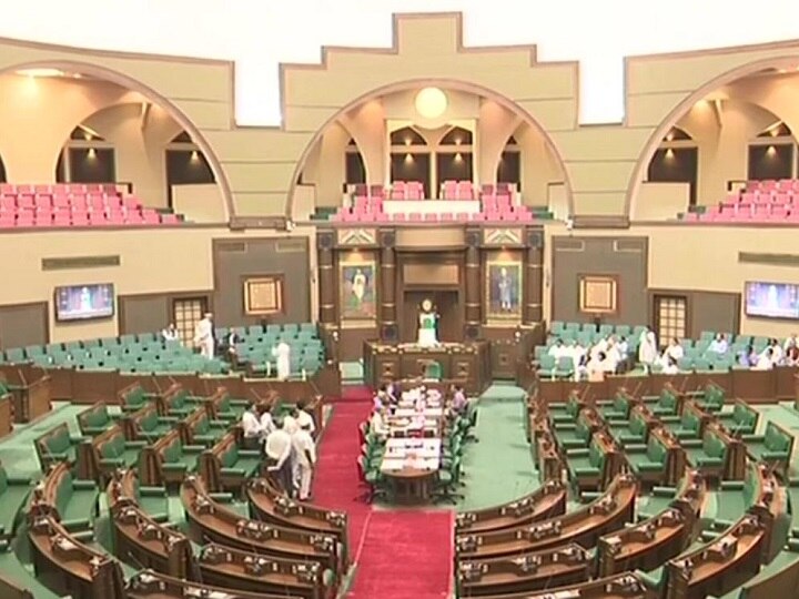 Madhya Pradesh Crisis: Assembly Adjourned Till March 2, BJP moves SC over floor test মধ্যপ্রদেশ:  সুপ্রিম কোর্টে বিজেপি, কালই কমলনাথকে শক্তিপরীক্ষা করতে বললেন রাজ্যপাল