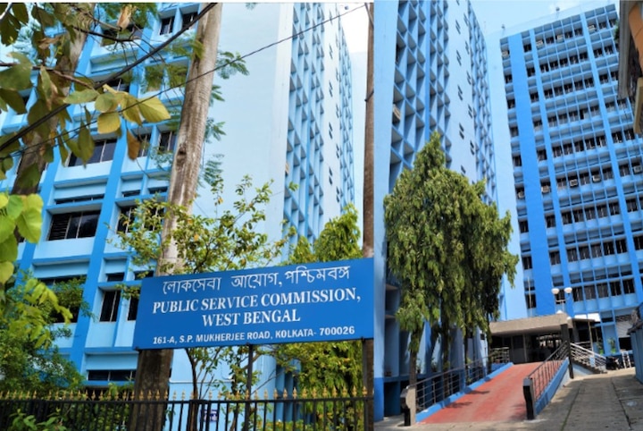 Coronavirus: West Bengal PSC exam indefinitely postponed করোনাভাইরাস: অনির্দিষ্টকালের জন্য স্থগিত পিএসসি পরীক্ষা