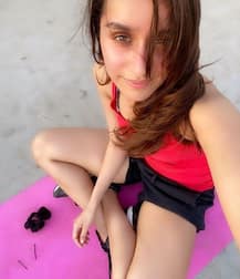 জিম নেই খোলা, তাহলে উপায়? লকডাউনে কীভাবে শরীরচর্চা করছে বলিউড?