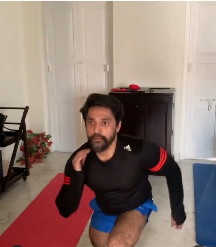 বাড়িতেই ওয়ার্ক আউট গৌরবের। পোস্ট করলেন ভিডিও।