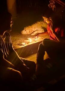 প্রধানমন্ত্রীর আহ্বানে সাড়া দিয়ে করোনা-লড়াইয়ে সঙ্গে থাকার বার্তা, ৯ মিনিট প্রদীপ জ্বালাল বলিউড