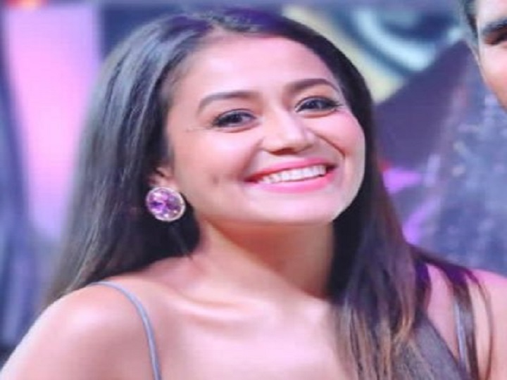 Neha Kakkar alleges that Bollywood does not pay to sing