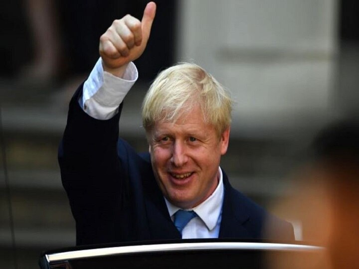  Britain Prime Minister Boris Johnson Returns To Work কাজে ফিরলেন ব্রিটেনের করোনা-জয়ী প্রধানমন্ত্রী বরিস জনসন