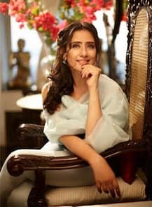 'ক্যানসারের সঙ্গে লড়াইয়ের অভিজ্ঞতা লকডাউনের সময় কাজে লাগছে': মনীষা কৈরালা