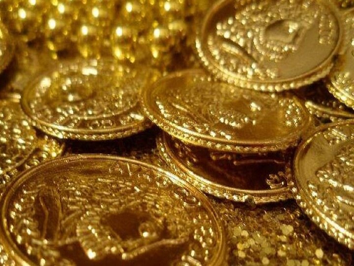 Gold prices likely to touch Rs 50,000-55,000 by end of 2020 এ বছরের শেষদিকে ১০ গ্রাম সোনার দাম বেড়ে হতে পারে ৫০ থেকে ৫৫ হাজার টাকা!